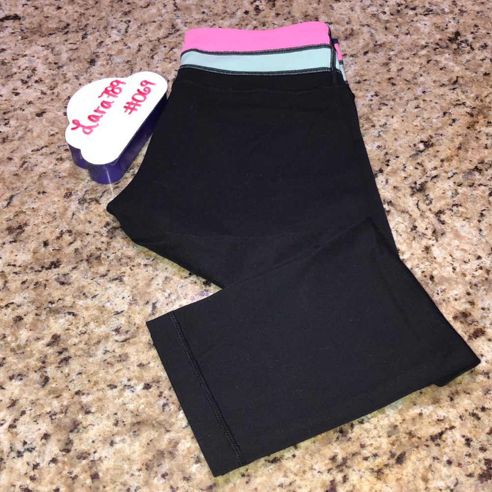 Lululemon Reversible Crop